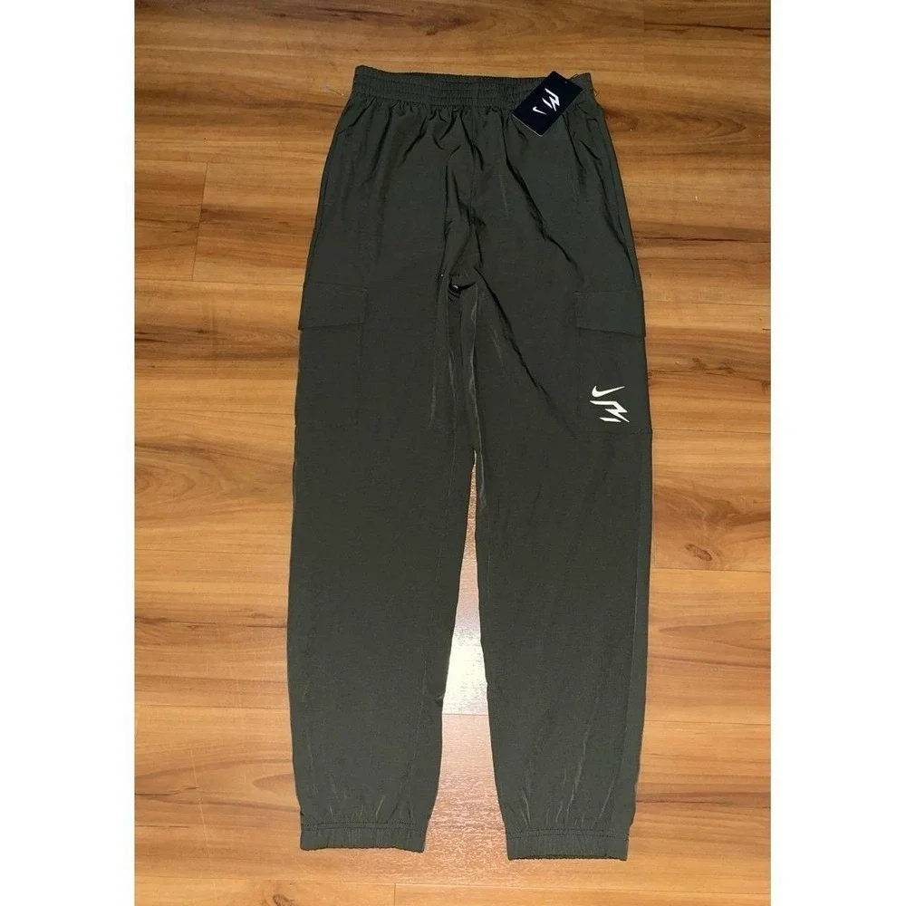 Boys NWT Nike 3 Brand Cargo Lightweight Jogger Pants